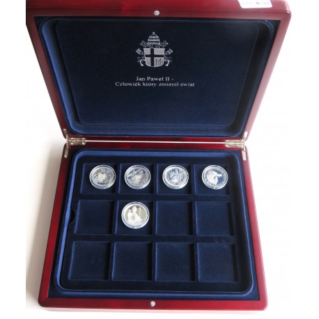 Medale Jan Paweł II, 5 sztuk i dedykowana kaseta