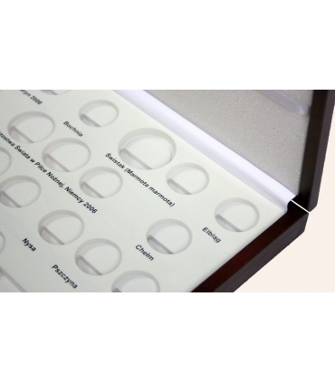 Kaseta do przechowywania monet srebrnych i 2zł GN z roku 2006