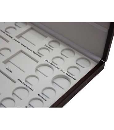 Kaseta do przechowywania monet srebrnych i 2zł GN z roku 2010