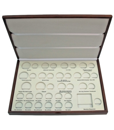 Kaseta do przechowywania monet srebrnych i 2zł GN z roku 2004