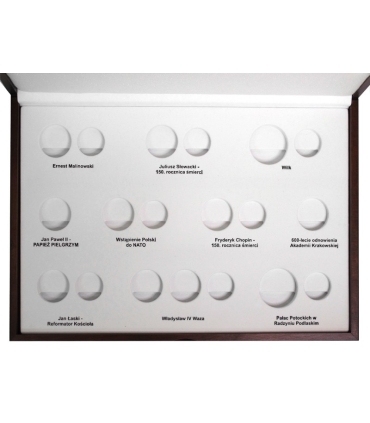 Kaseta do przechowywania monet srebrnych i 2zł GN z roku 1999