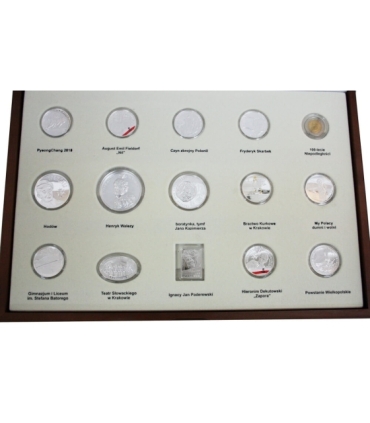 Kaseta numizmato rocznik 2018 do monet srebrnych i 5 zł