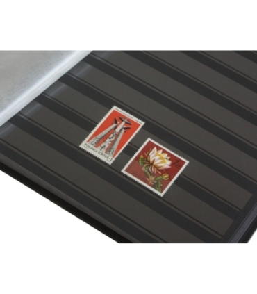 Klaser na znaczki Leuchtturm, 32 strony, niebieski, CZARNE karty