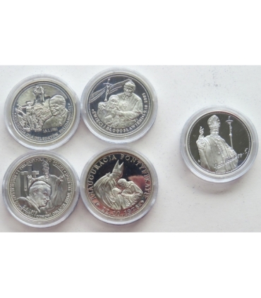 Medale Jan Paweł II, 5 sztuk i dedykowana kaseta