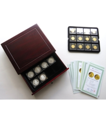 Legendarne monety świata - repliki - 22 szt. Ag999