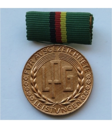 Medal za doskonałą wydajność w LPG - rolnicza spółdzielnia produkcyjna NRD DDR