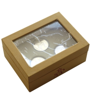 Pozytywka (grająca Barkę) z 3 srebrnymi numizmatami