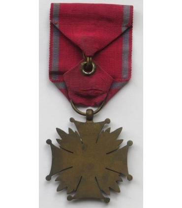 Brązowy Krzyż zasługi RP, cięty, do 1952 r.