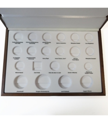 Kaseta rocznik 2022 do monet srebrnych i 5 zł