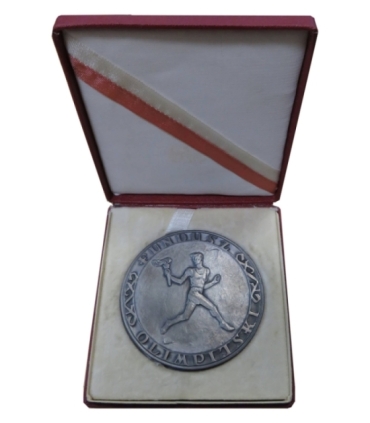 Medal Tokio Innsbruck 1964, Polski Komitet Olimpijski, Etui