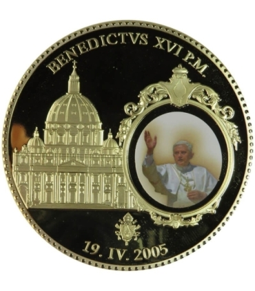 Zestaw 3 medali Civitas vaticana, każdy inny