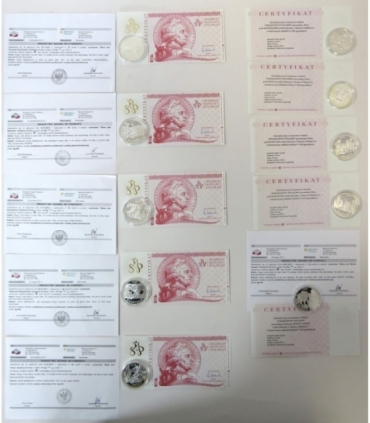 Skarbiec Mennicy -  Wielkie Bitwy Polaków - 10 medali + książeczki