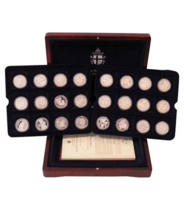 24 x medal Jan Paweł II, srebro, + kaseta + certyfikaty