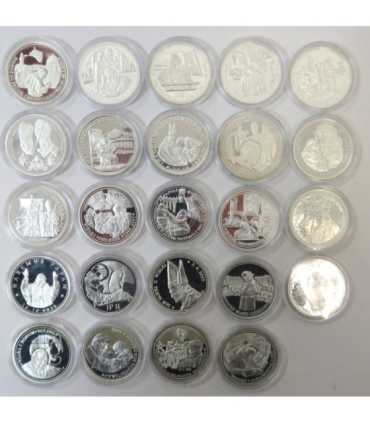 24 x medal Jan Paweł II, srebro, + kaseta + certyfikaty