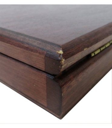 Kaseta do przechowywania monet srebrnych z roku 2009, UŻYWANA