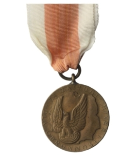 Medal „Za zasługi dla obronności kraju”