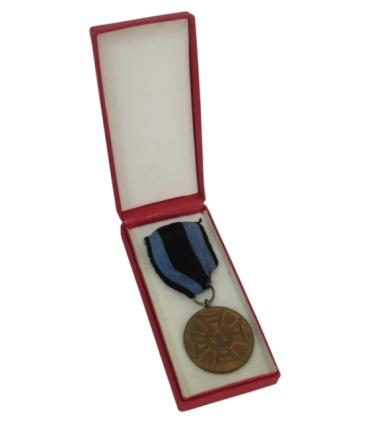 Brązowy Medal Zasłużonym na polu chwały, PRL