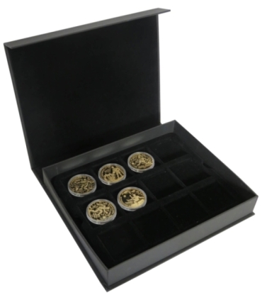 Zestaw medali "Złote lata polskiego futbolu" 1 x złoto Au 585 + 1 x srebro Ag925 + 9 x miedzionikiel