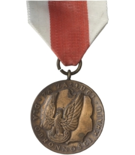 Medal „Za zasługi dla obronności kraju”