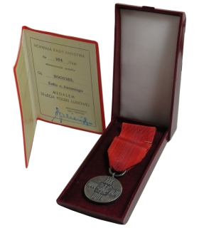 Medal 30-lecia Polski Ludowej + etui + legitymacja