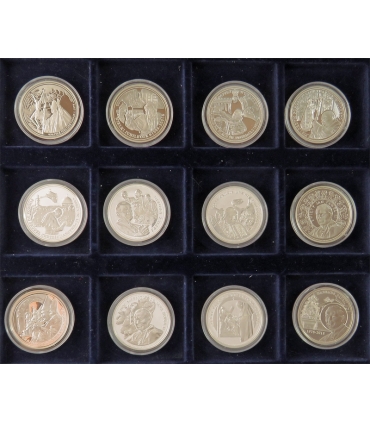 16 medali Jan Paweł II - Człowiek, który zmienił świat, srebro + kaseta na 24 medale