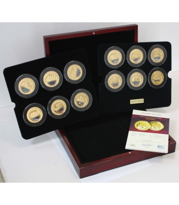 12 szt. medali Skarby Polski, pozłacane medale z 12 minerałami w środku + pudełko + certyfikaty