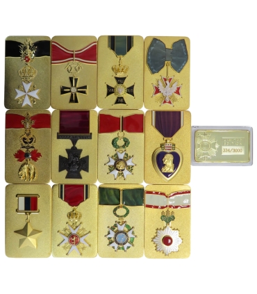 Najwyższe Światowe Odznaczenia – 12 pozłacanych numizmatów + drewniana skrzynka, certyfikaty