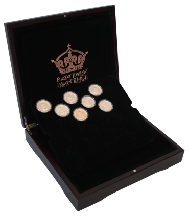 7 medali Poczet królów polskich + drewniana kaseta na 21 medali