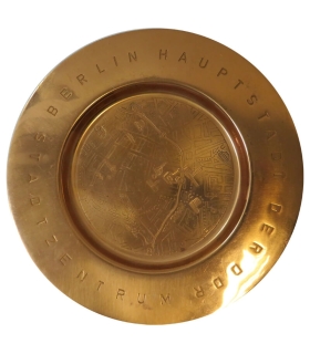 DDR miedziany talerz „Berlin – Hauptstadt der DDR” – vintage