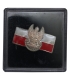 Patriotyczna przypinka, Pin z orłem wojskowym na tle flagi RP, Po Generale