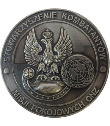 Medal pamiątkowy Stowarzyszenia Kombatantów Misji Pokojowych ONZ dla gen. dyw. Bolesława Izydorczyka